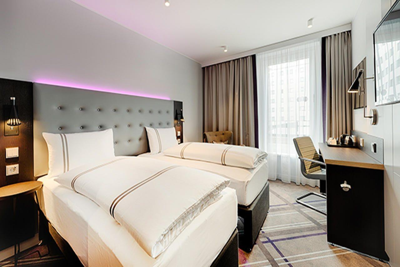 Premier Inn Hamburg City Klostertor Zewnętrze zdjęcie